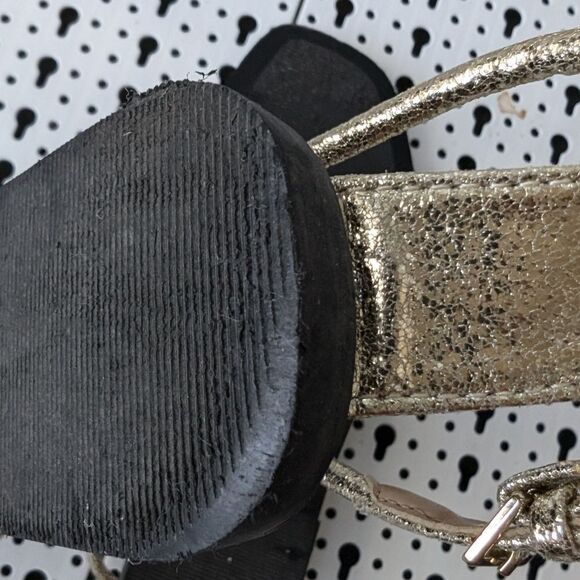 Gold crossover strappy sandals size 7 - Picture 8 of 9